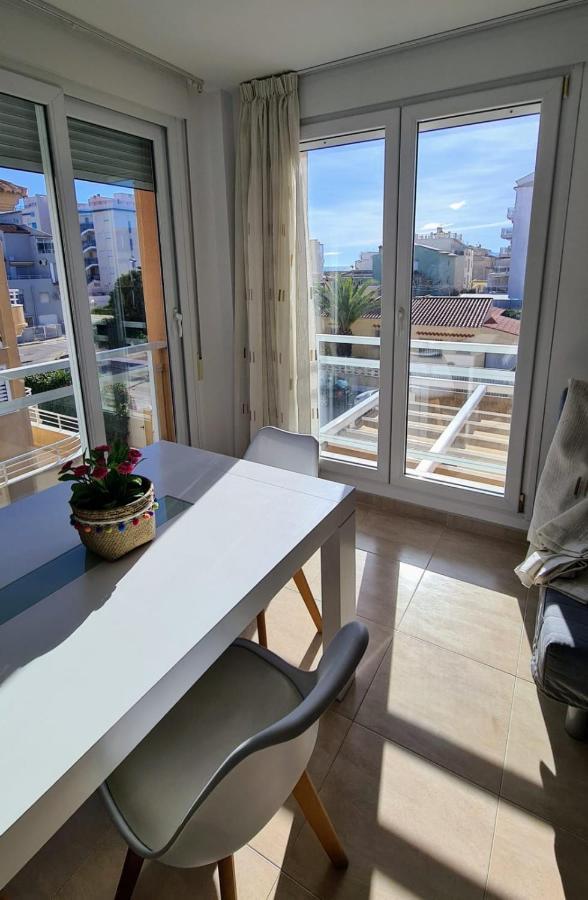 Oliva Moon Apartment Luaran gambar
